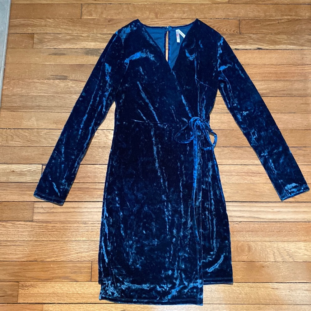 Blue velvet dress